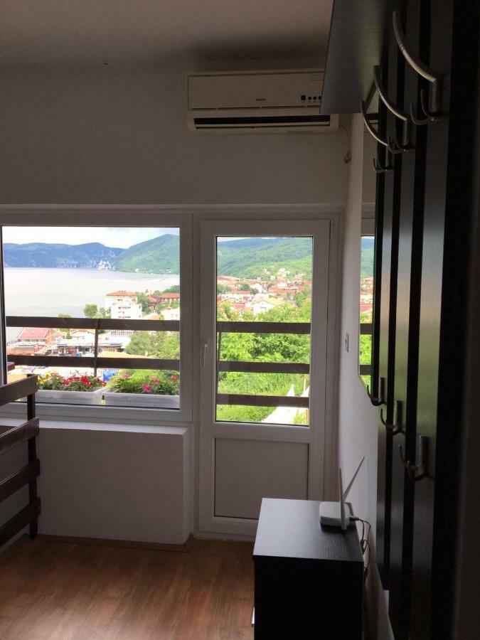 Apartmani Vidikovac Golubac Extérieur photo
